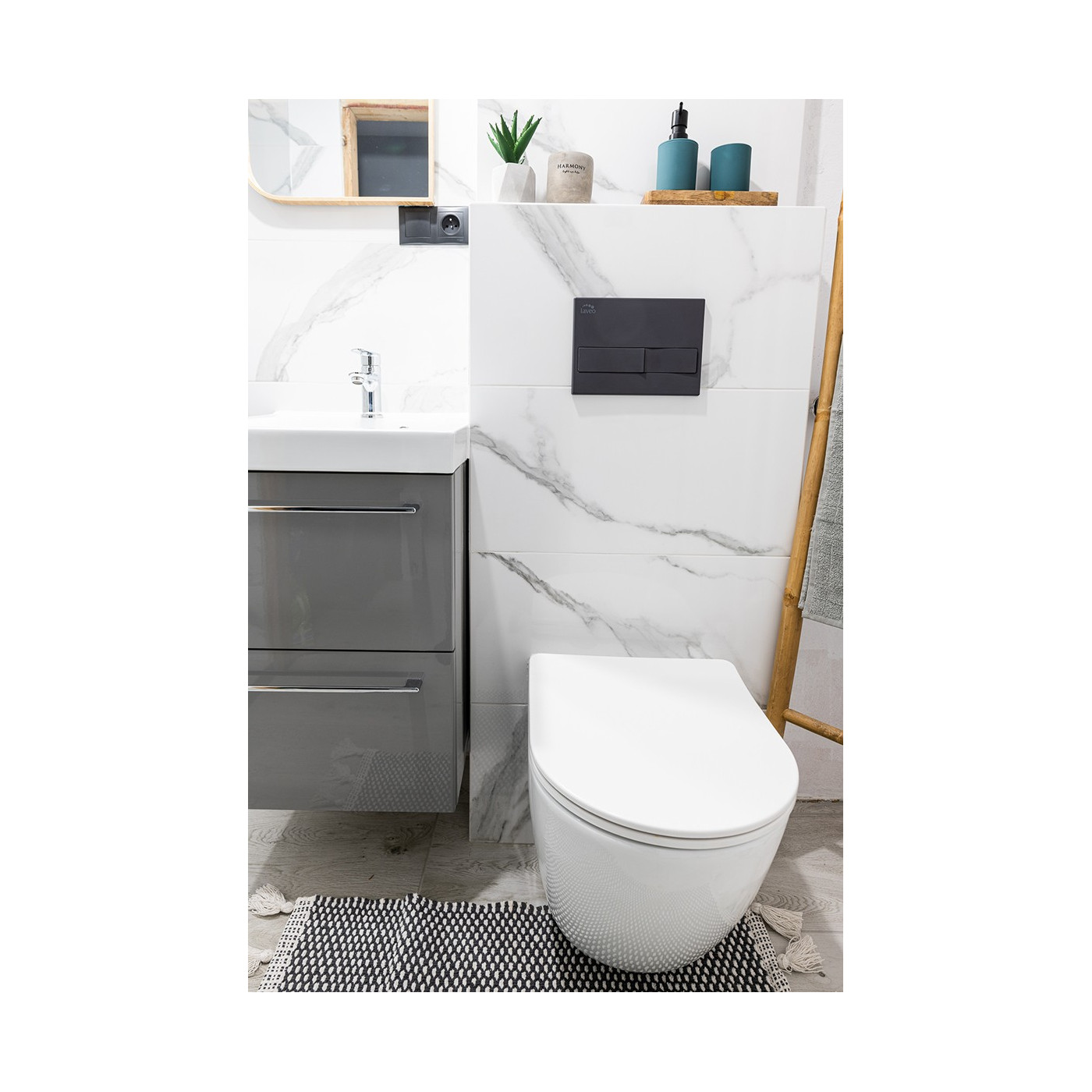 Miska Ustępowa Miska WC Wisząca Bezkołnierzowa z Deską Desna Laveo VMD_600S
